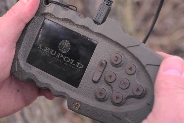 Leupold® RCX Game Camera Picture Viewer / Controller - image 2 from the video